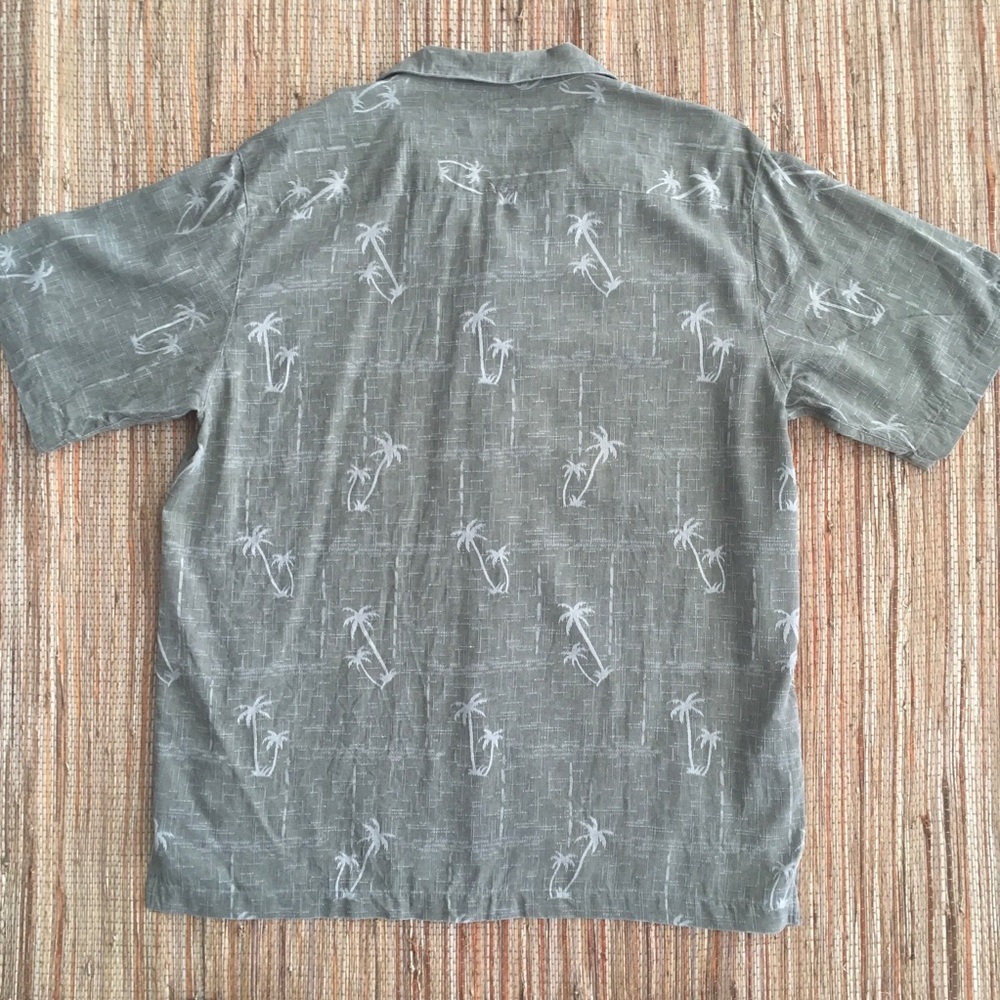 Classic Island Resort Camp Style Silk Shirt LG - Picture 4 of 4